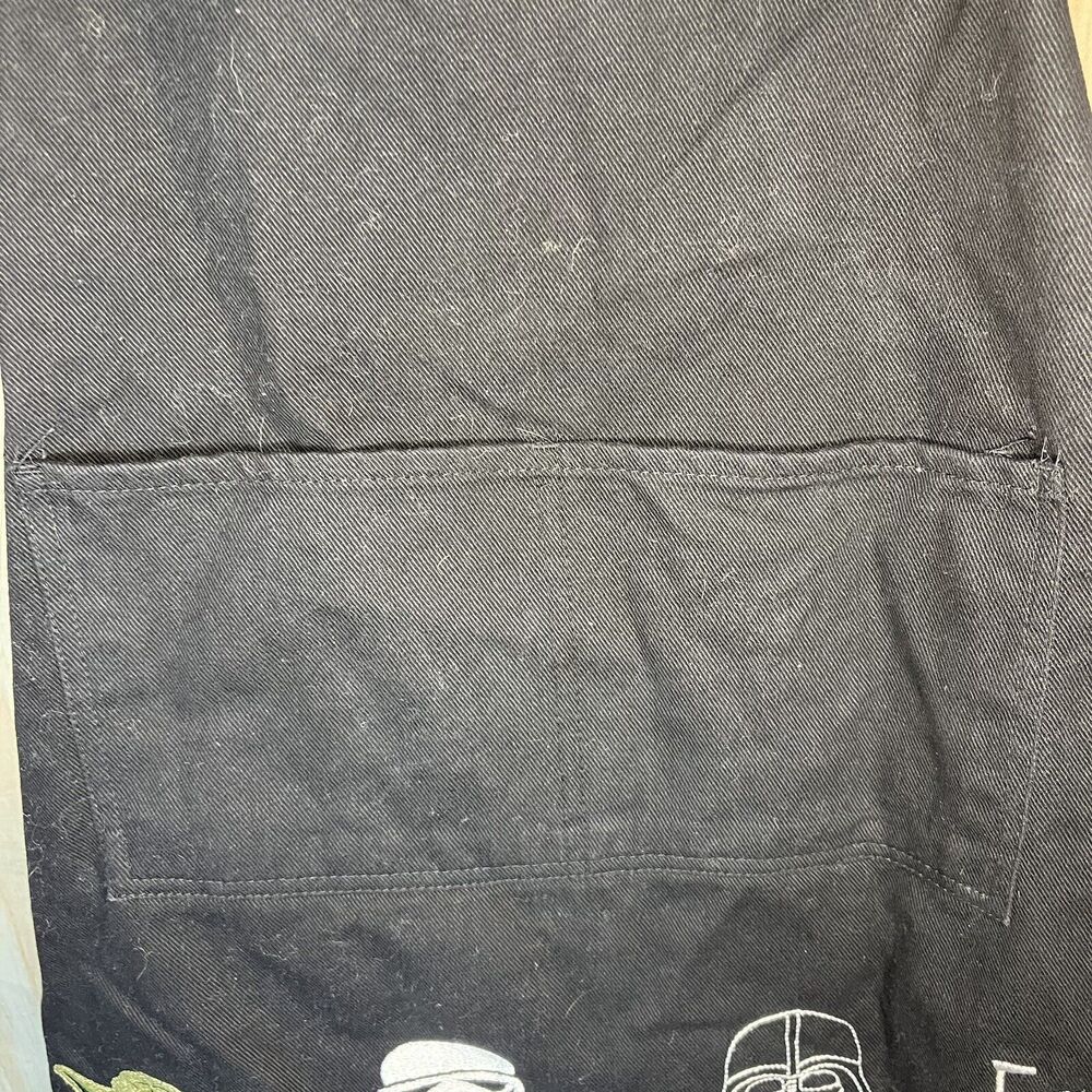 William Sonoma 2010 Stars Wars Darth Vader Yoda Embroidered Apron. Youth. - Picture 3 of 7